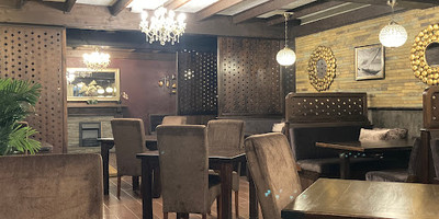 The Tav - Photo 2