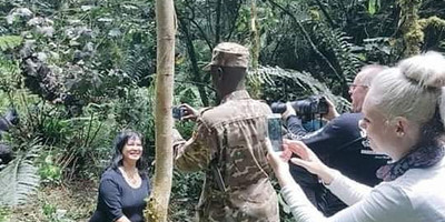 Three days gorilla trekking in uganda - Photo 4