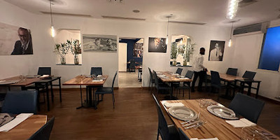 Trattoria La Carbonara - Photo 1