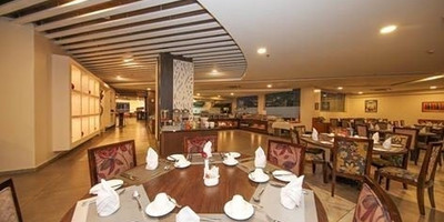 Tulip Restaurant @ Golden Tulip Westlands - Photo 2