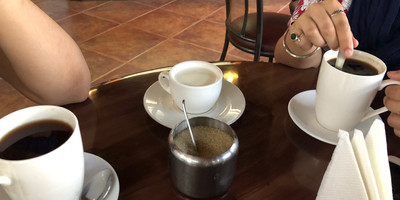 Vogue Cafe - Photo 3