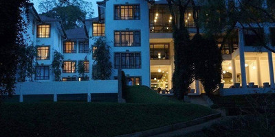 West Wood Hotel - Photo 3