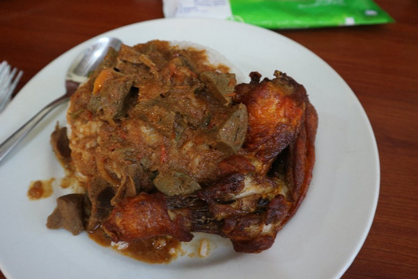 al jabry restaurant 2.jpg