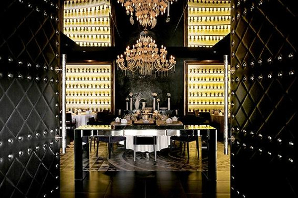 au palais du jardin 1.jpg