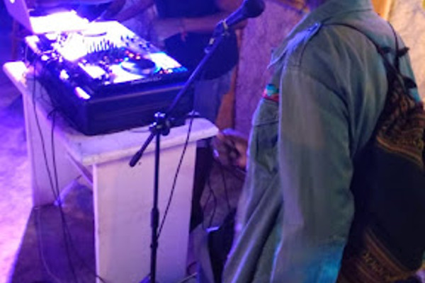 bar dos colosso 333 3.jpg