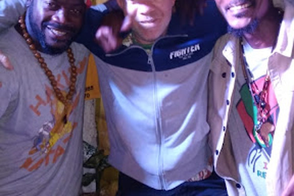 bar dos colosso 333 4.jpg