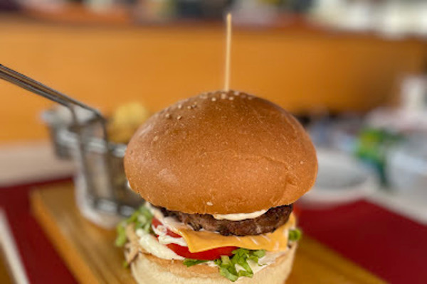 bulls steakhouse 4.jpg