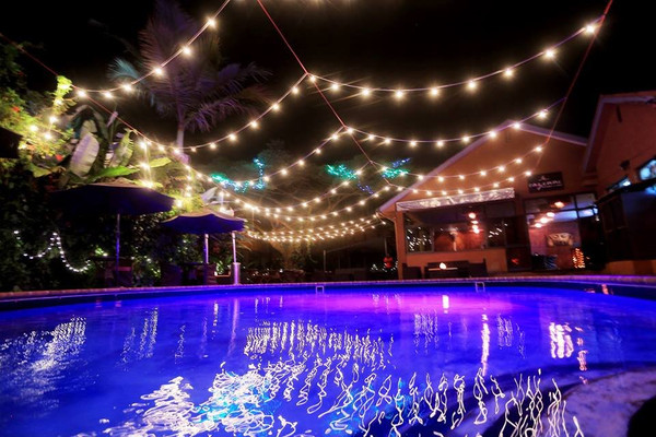 cayenne restaurant lounge.jpg