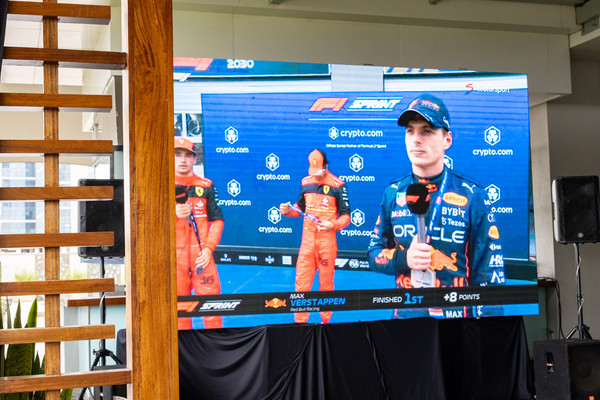 humidor lobby lounge bar 2.jpg