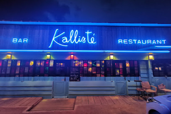le kaly restaurant bar.jpg