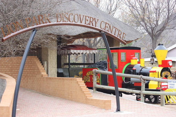 lion park resort 1.jpg