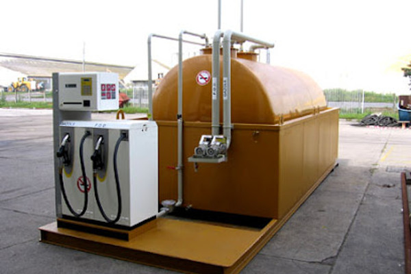 maquis bar dancing santa baya.jpg