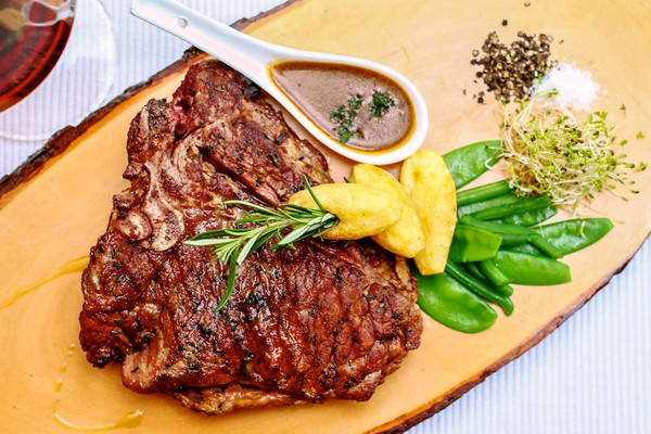 mediterraneo ristorante 2.jpg