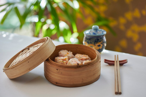 palm restaurant at hyatt regency 1.jpg