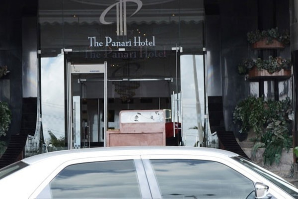 panari_hotel-7gUmi.jpg