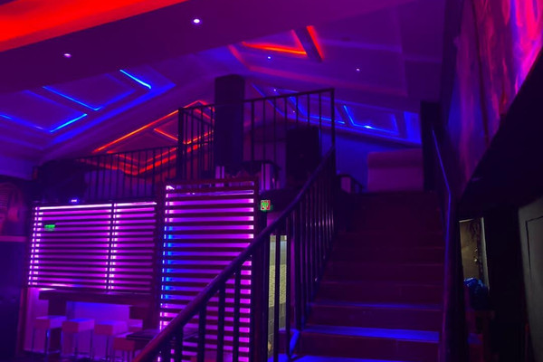 place vendome ouaga 1.jpg