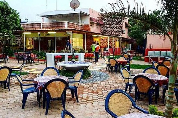 restaurant cafe 712 1740433846.jpg