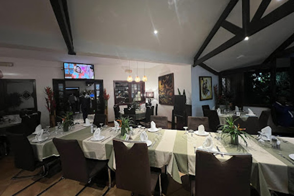 restaurant de lh.jpg