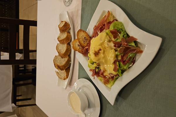 restaurant la pierrade 3.jpg