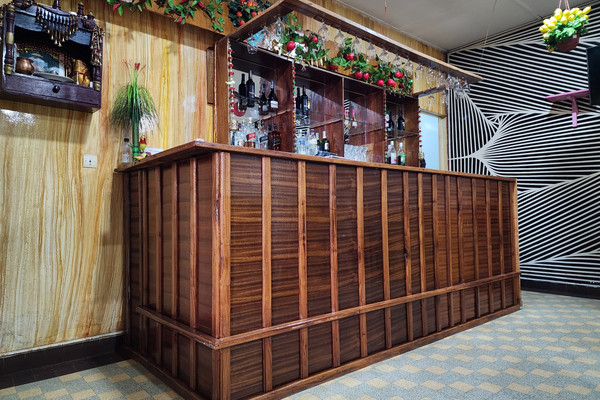 royal garden restaurant 1.jpg