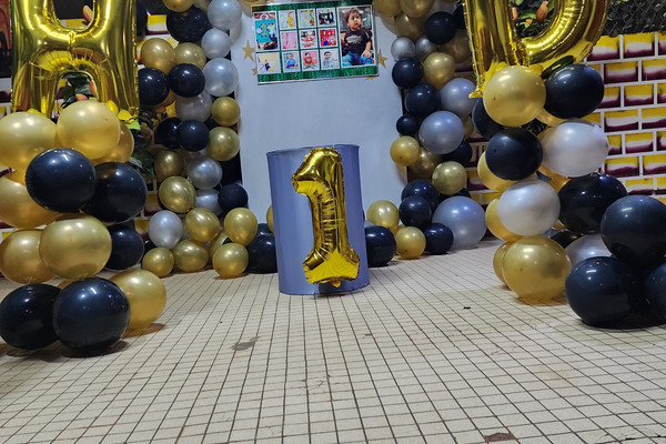 royal garden restaurant 3.jpg