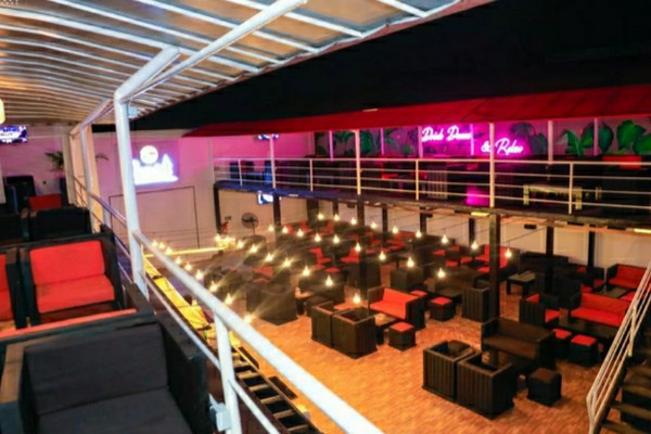 sunset bar restau 1740433993.jpg