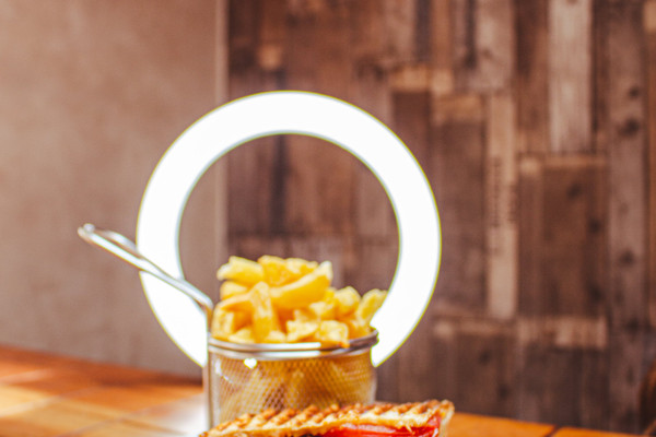 taidys restaurant 3.jpg