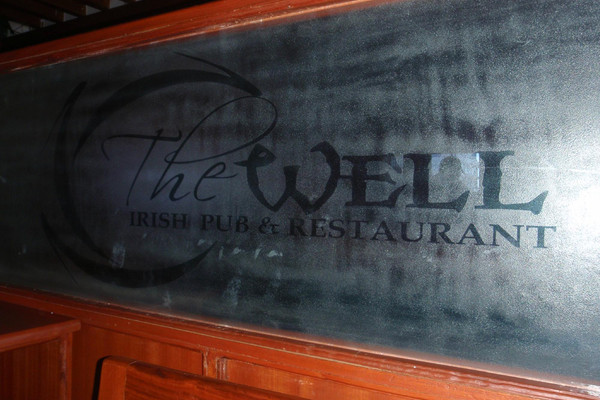 the well irish pub restaurant 1.jpg