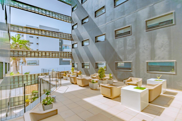 yaas-hotel-dakar-almadies-fimLxBq6eM.jpg