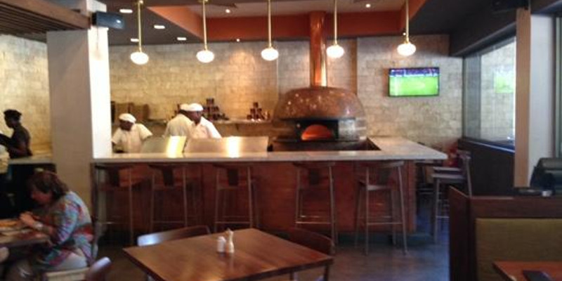 360 degrees artisan pizza 4.jpg