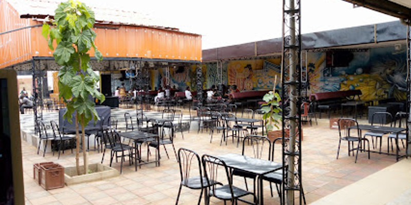 bar dancing flamengo.jpg