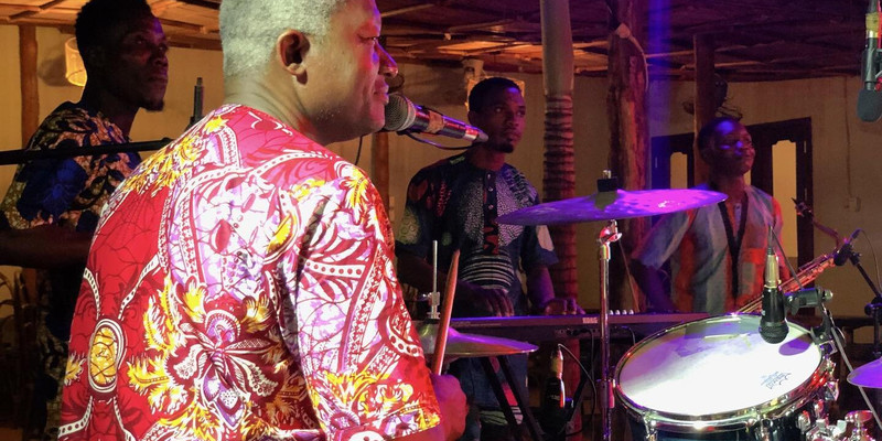 bar restaurant le lieu unique 2.jpg