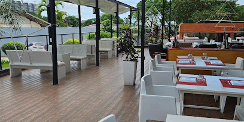 bulls steakhouse.jpg