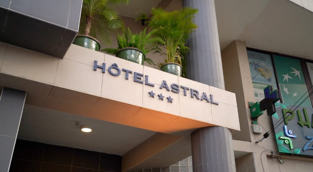 hotel-astral.jpg