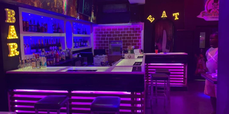 place vendome ouaga 3.jpg