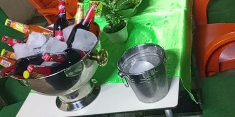 restaurant akwaba.jpg