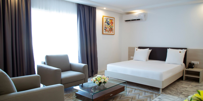 restaurant le ndiambour 1.jpg