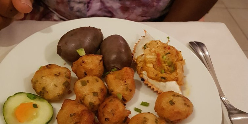 restaurant lescale 1.jpg