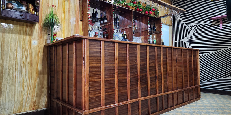 royal garden restaurant 1.jpg