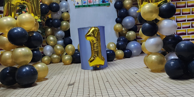 royal garden restaurant 3.jpg