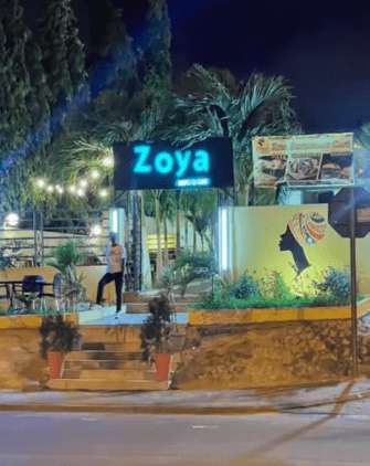 zoya-restaurant-cafe.jpg