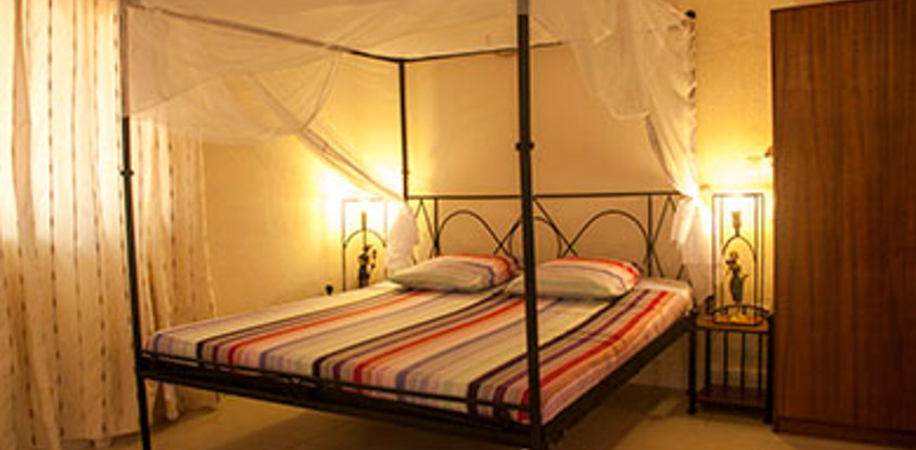 Les Palmiers Hotel