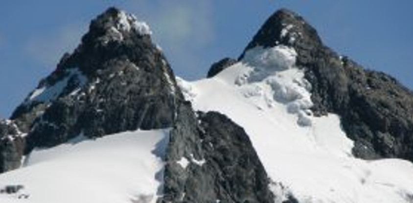 15 days mount rwenzori trekking and breathtaking wildlife safari