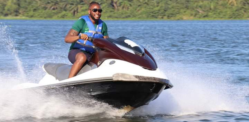 Adventure and island tours at Ada