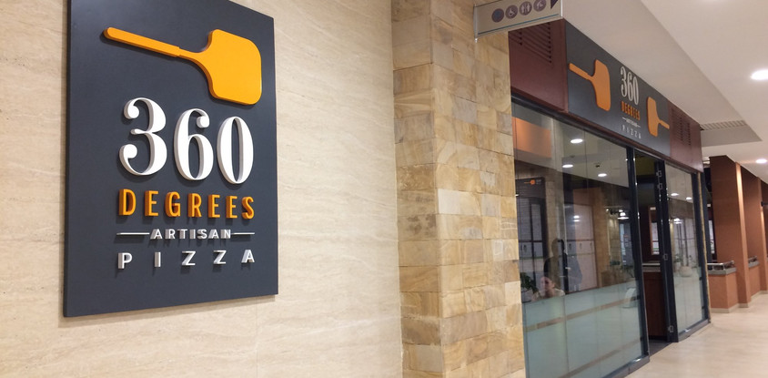 360 Degrees Artisan Pizza