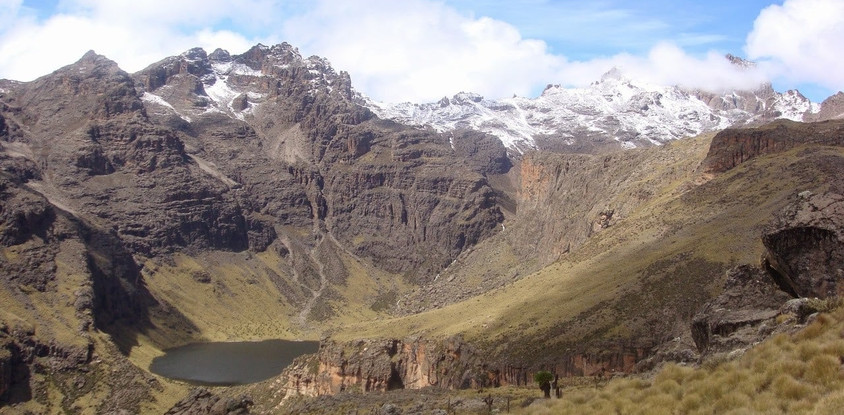 4 days 3 nights mt kenya trekking: sirimon – chogoria routes.