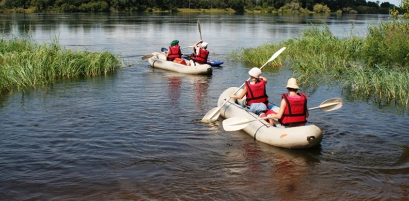 4nights/5days - zambezi canoe safari trail