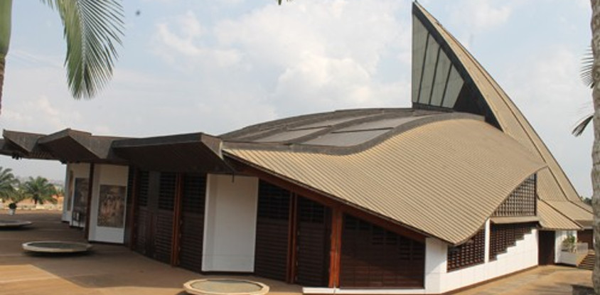 Basilique de Mvolyé