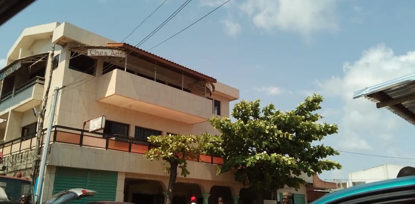 Chez Adé