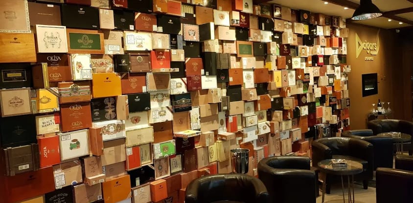 D-Lounge